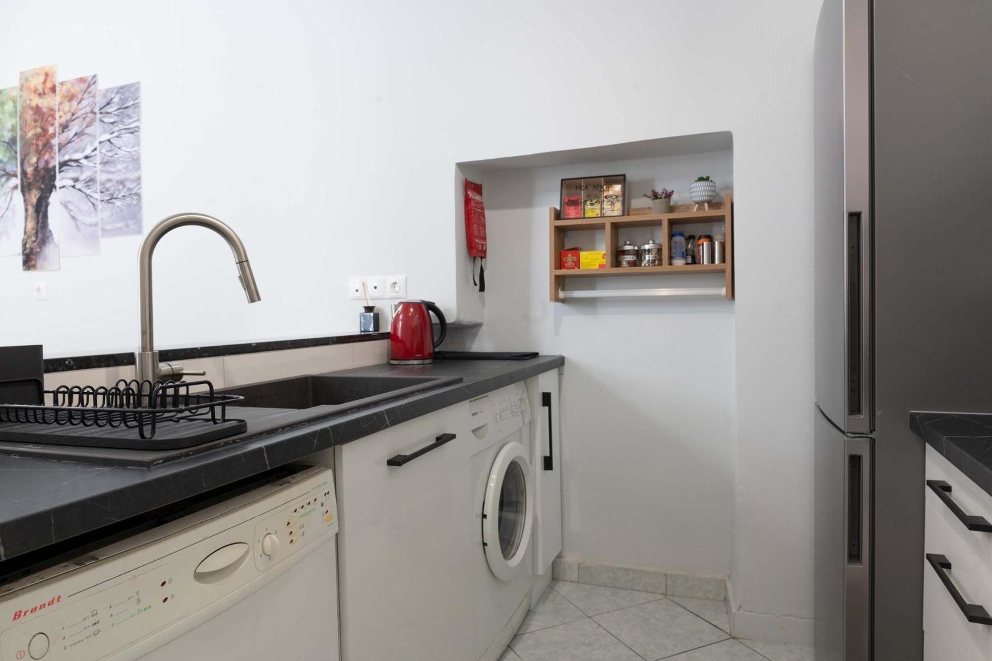 Private Spacious Apartment Αθήνα Εξωτερικό φωτογραφία
